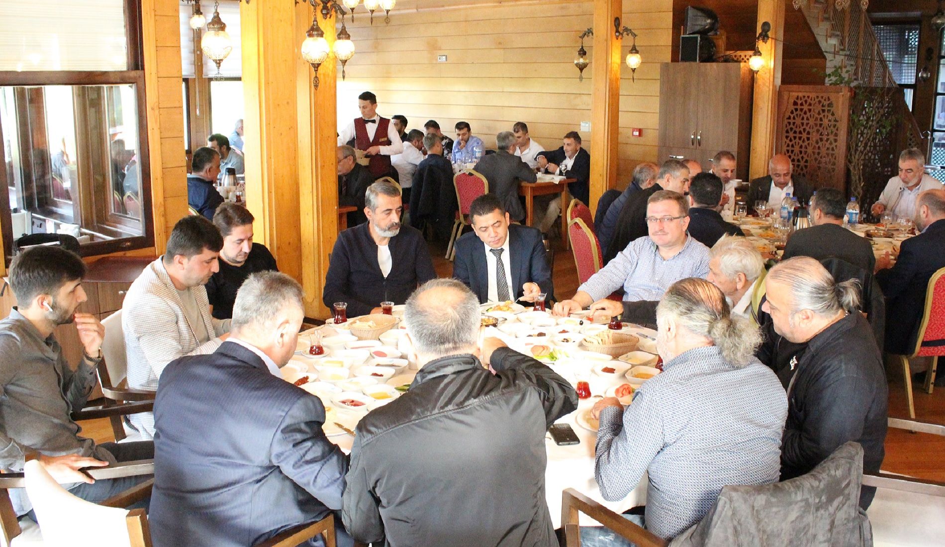 DERNEĞİMİZİN GELENEKSEL KAHVALTISI ÜYELERİMİZİN KATILIMIYLA YAPILDI. DERNEĞİMİZİN GELENEKSEL KAHVALTISI ÜYELERİMİZİN KATILIMIYLA YAPILDI.